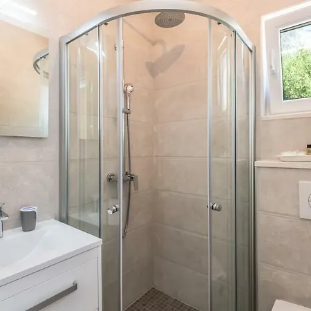 Luxury Nikolina Sea&city View *