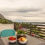 Lägenhet Luxury Nikolina Sea&city View *