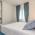 Apartman Luxury Nikolina Sea&city View *