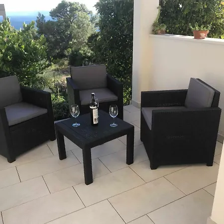 Luxury Nikolina Sea&city View Apartmán