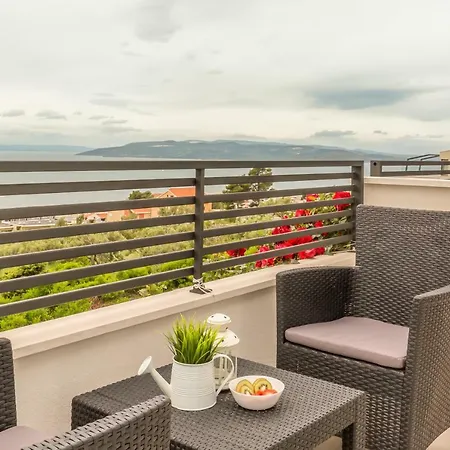 Luxury Nikolina Sea&city View Lägenhet