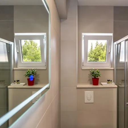 Luxury Nikolina Sea&city View Lägenhet Makarska