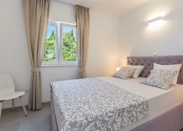 Apartman Luxury Nikolina Sea&city View