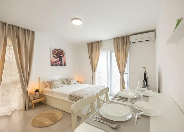 Luxury Nikolina Sea&city View Apartment Makarska