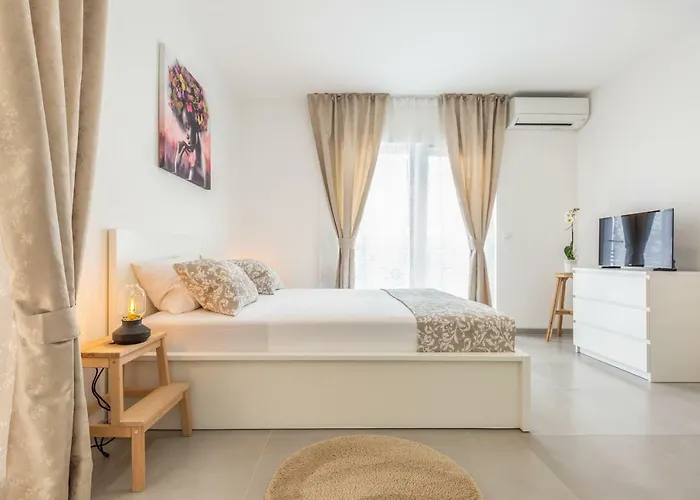 Apartman Luxury Nikolina Sea&city View