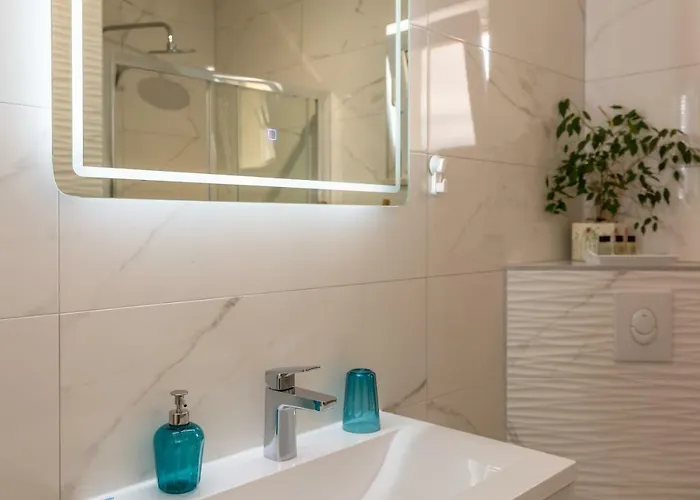 Luxury Nikolina Sea&city View *