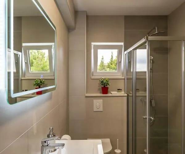 Διαμέρισμα Luxury Nikolina Sea&city View *