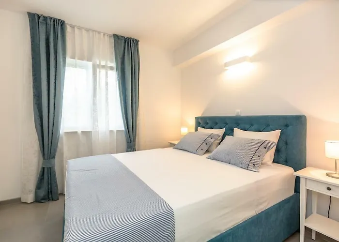 Apartman Luxury Nikolina Sea&city View *