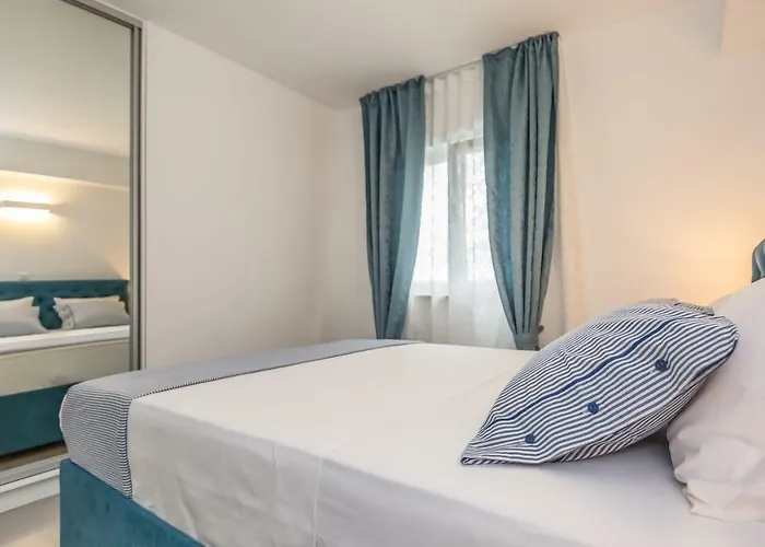 Apartamento Luxury Nikolina Sea&city View *