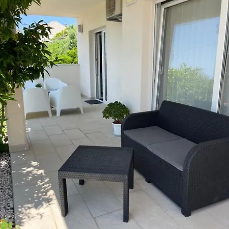 דירה Luxury Nikolina Sea&city View