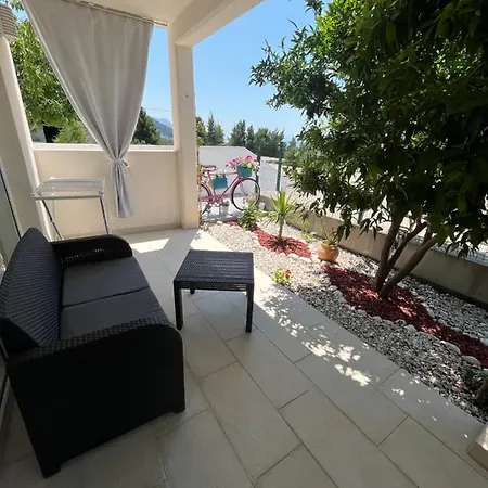 דירה Luxury Nikolina Sea&city View