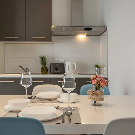 Διαμέρισμα Luxury Nikolina Sea&city View