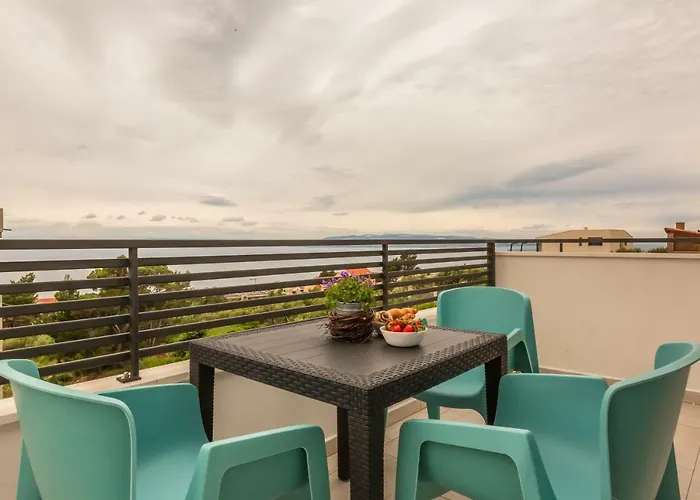 Luxury Nikolina Sea&city View ماكارسكا